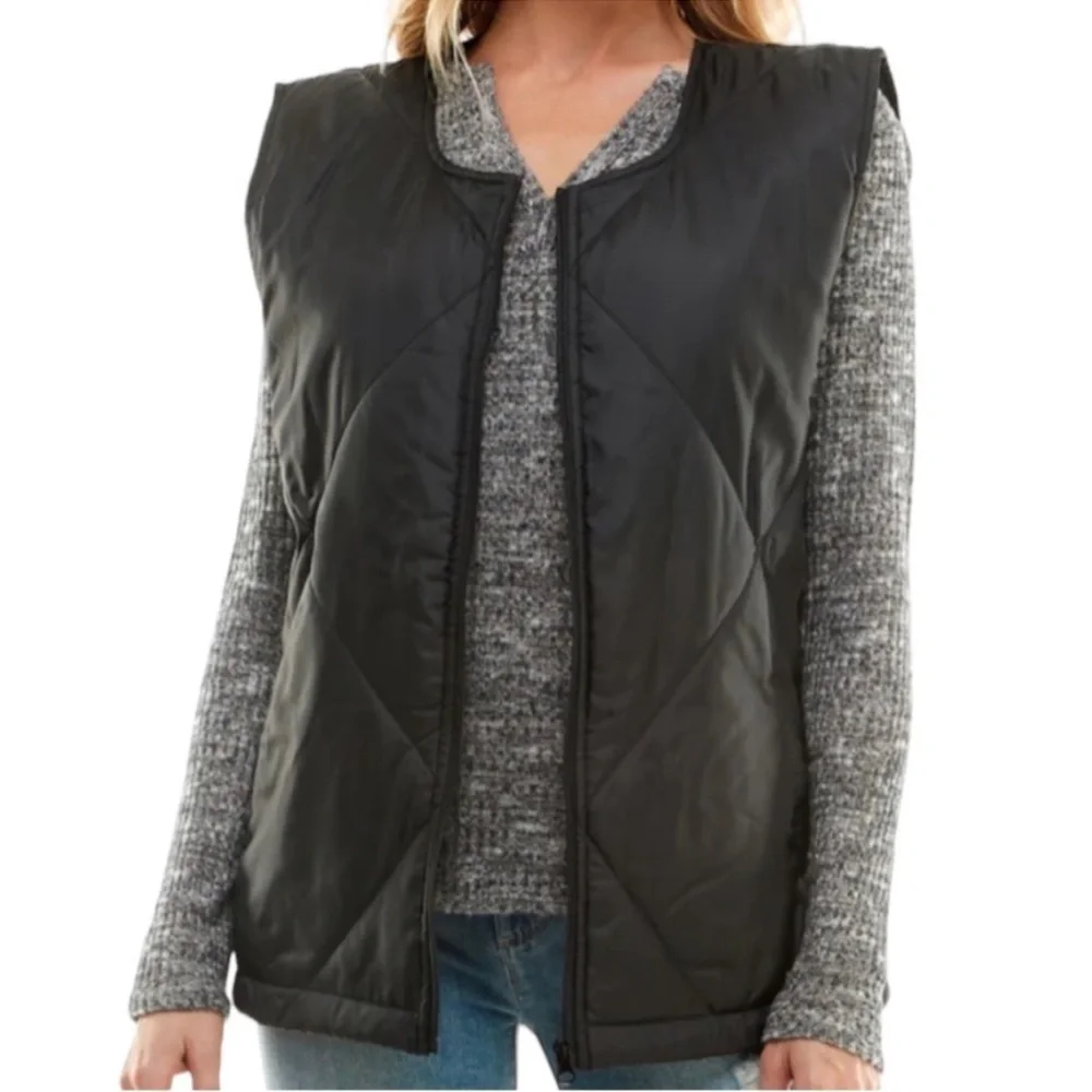 Socialite Quilted Light Weight Puffer Vest Black Womens L/XL NWTs